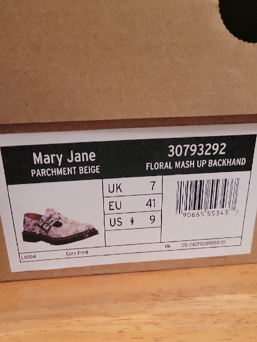 Dr. Martens Womens Cream Floral Double-Strap Mary Janes - Picture 9 of 9